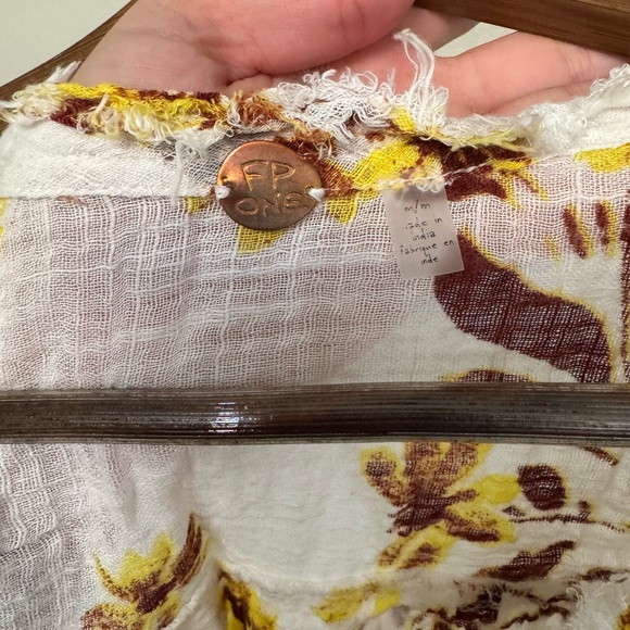 Free People Spring Floral Ruffle Blouse - Picture 5 of 5